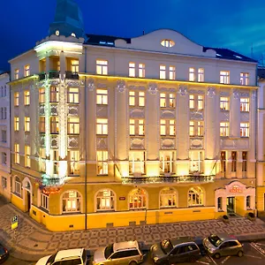 Szálloda Theatrino, Prága