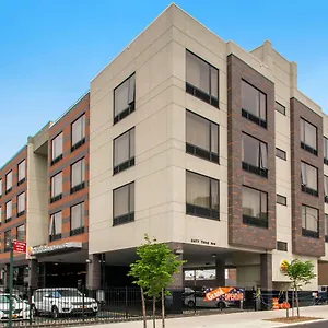 Hotell Comfort & Near Stadium ***